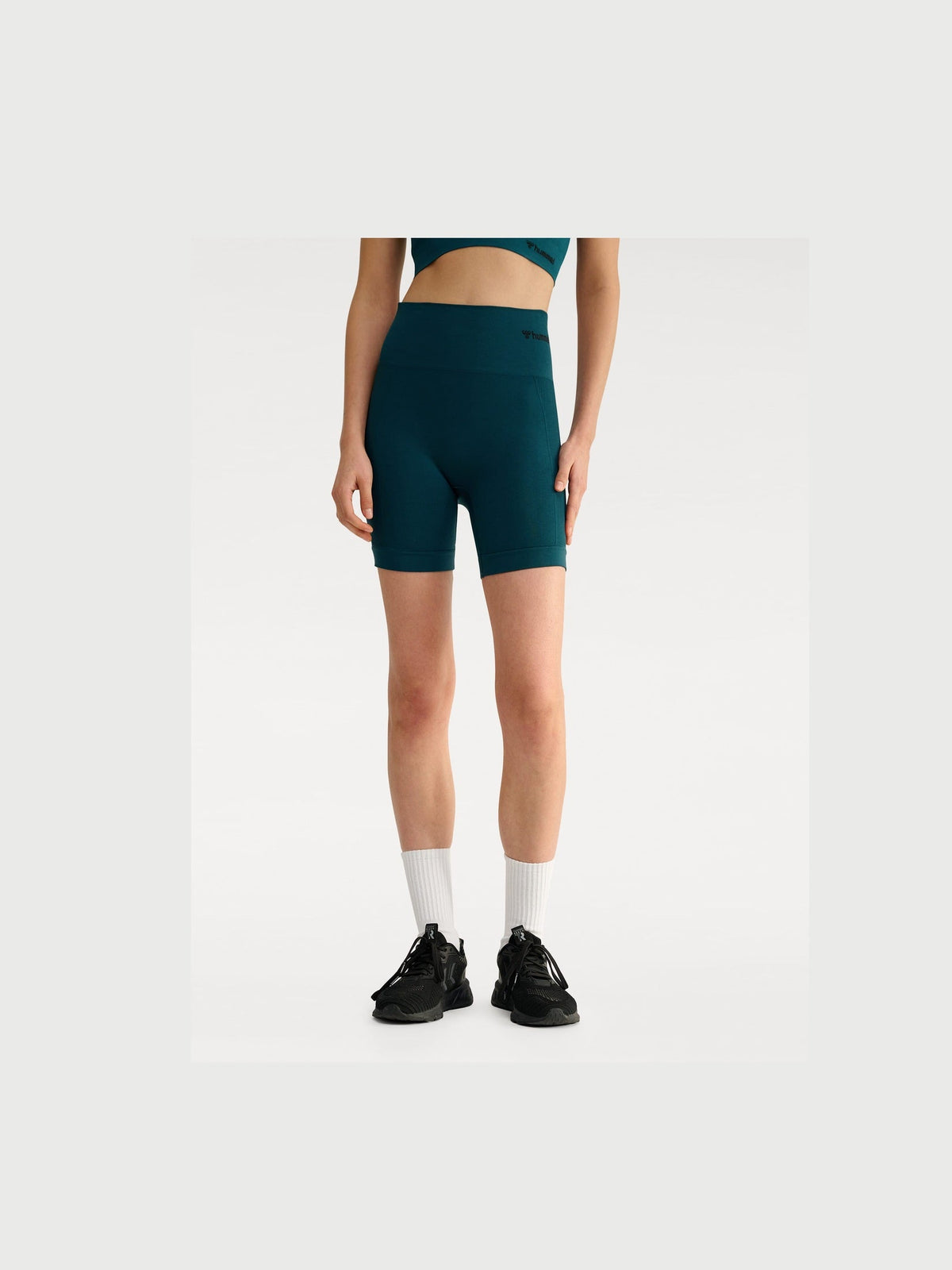 HUMMEL hmlTIF SEAMLESS SHORTS