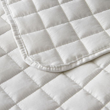 Karaca Home Heavy Glass Sphere Patterned Satin Double Duvet 140 x 200 cm - White, 200.21.01.0304