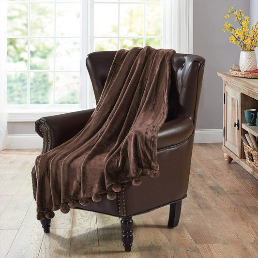Cool Gift, Blanket with 18 PCS Pompoms 200x230 cm, Available in Different Colors
