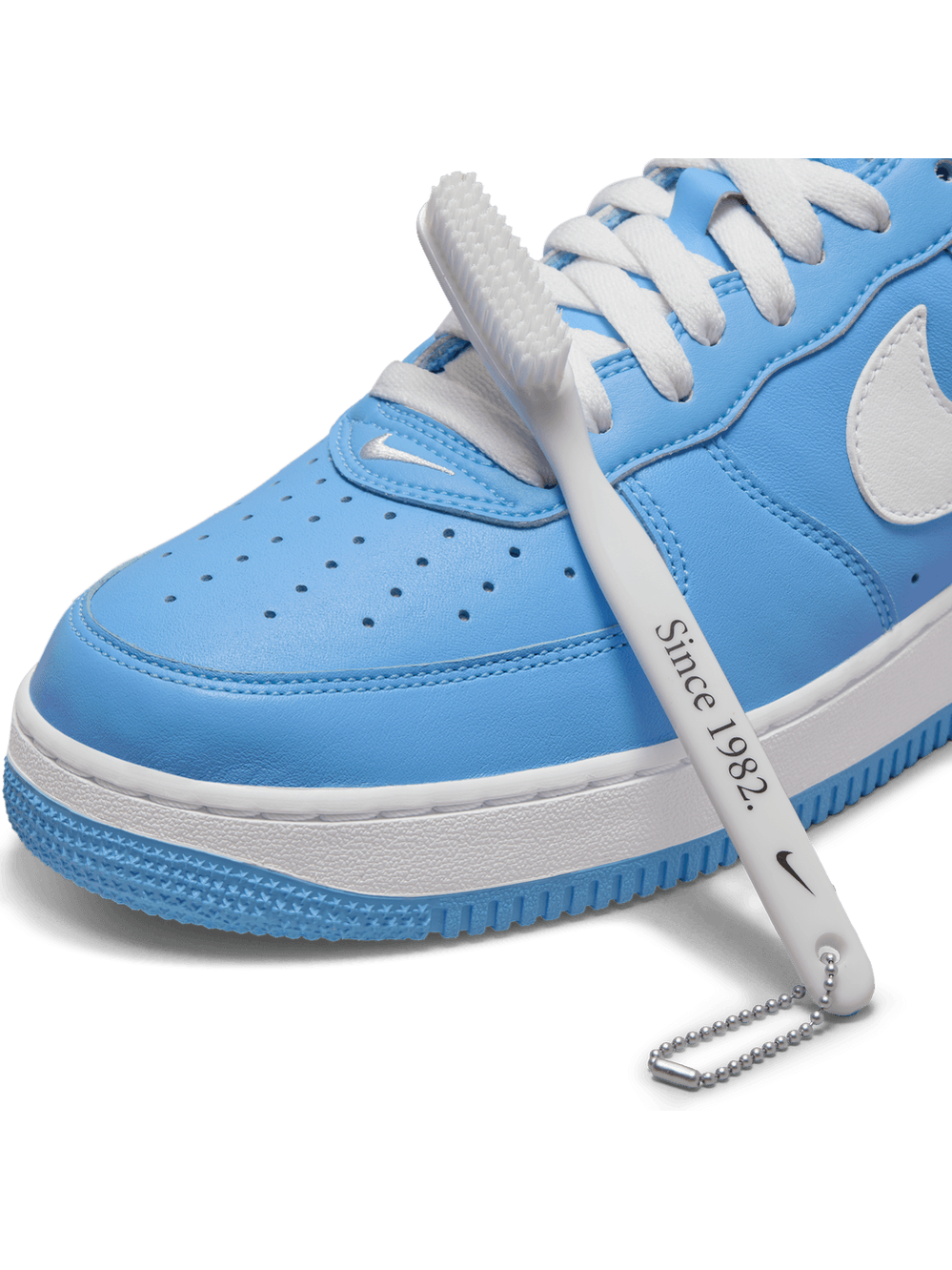 NIKE AIR FORCE 1 LOW RETRO