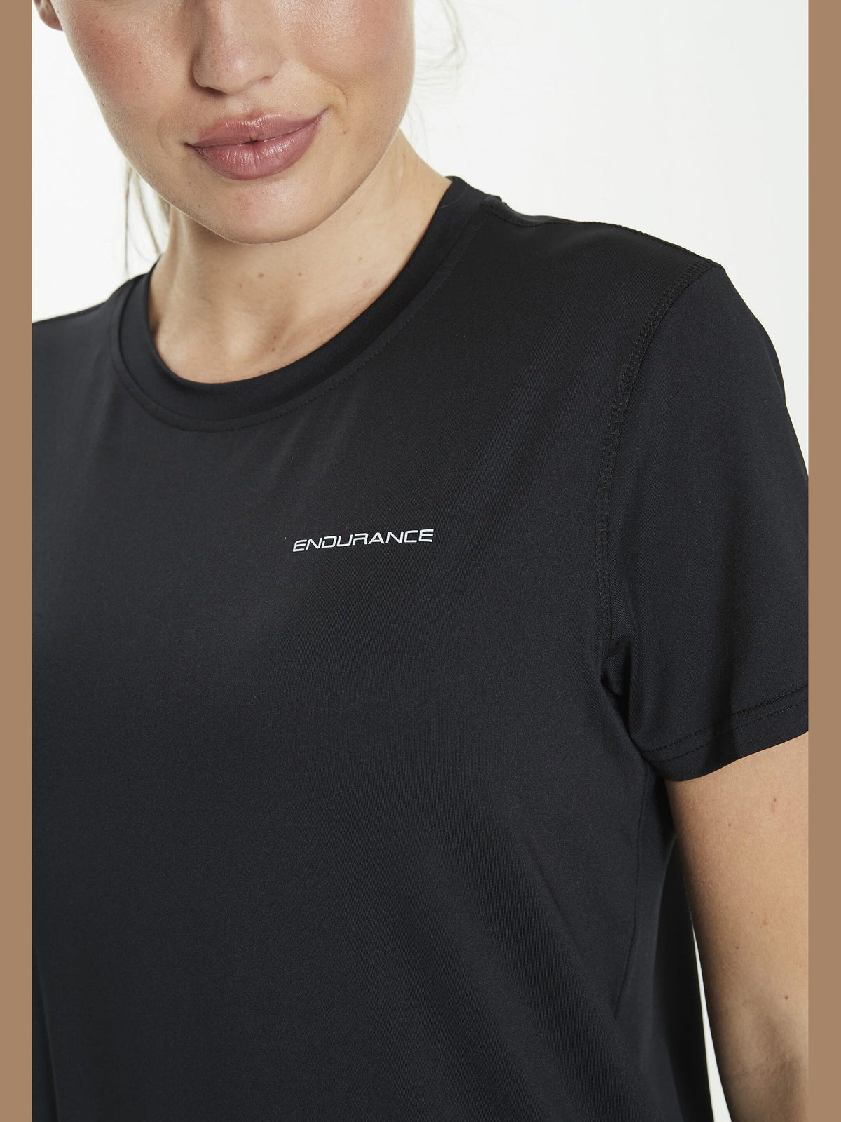 ENDURANCE YONAN V2 W PERFORMANCE S/S TEE