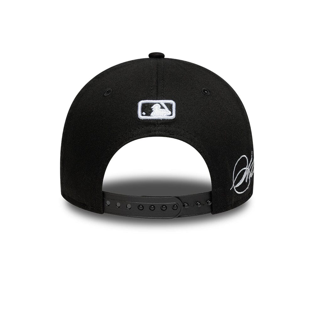 NEW ERA OUTLINE EF TRUCKER NEYYAN DAULTC