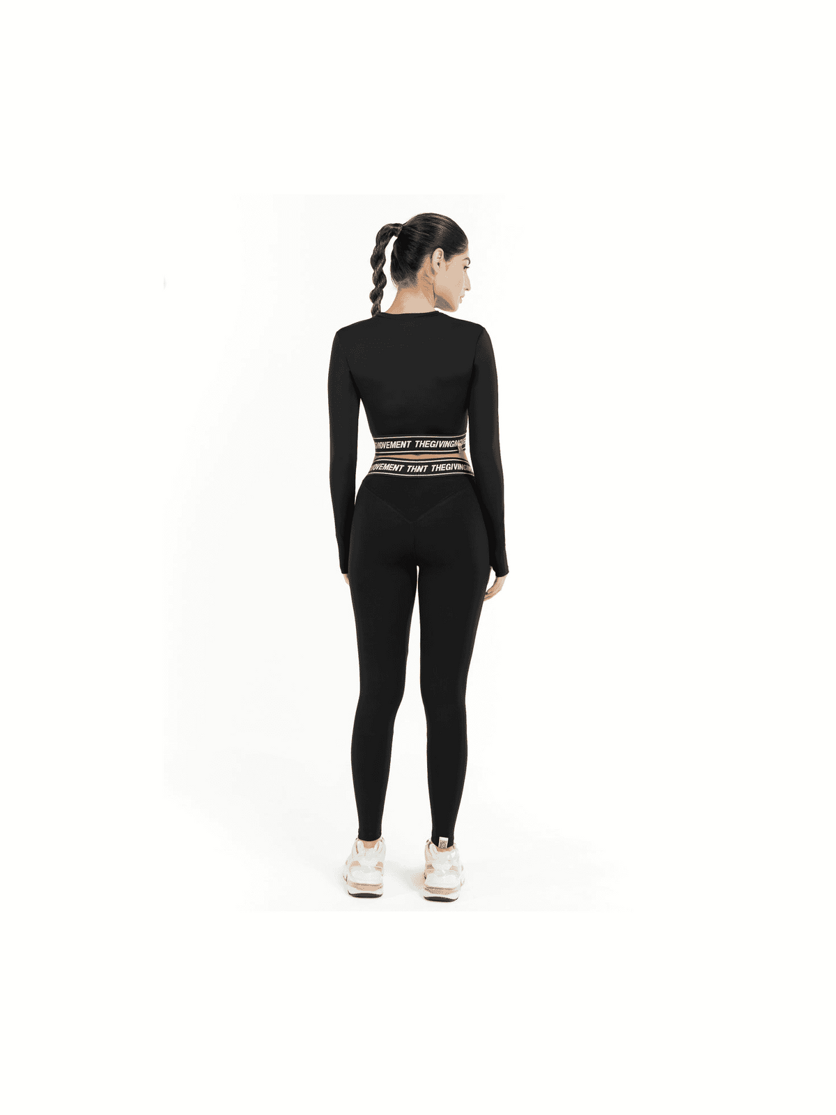 THE GIVING MOVEMENT CROPPED LS TOP WITH BRANDED ELASTIC