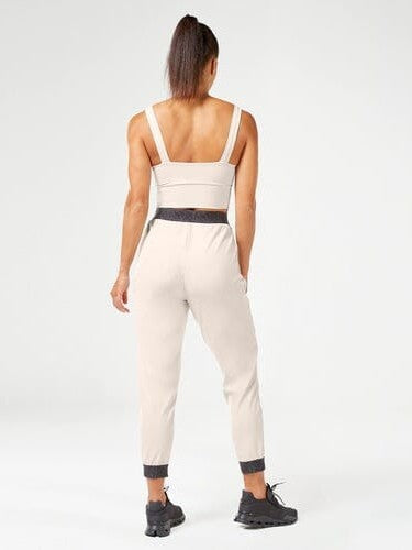 SQUATWOLF LAB360 TURBODRY MID IMPACT BRA