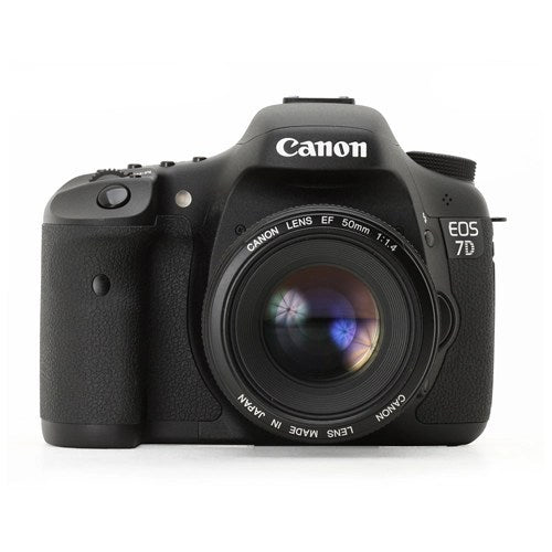 Canon, Eos 7D, 18.0 Megapixels, 18-135Mm Lens Is, 3.0 Inch Screen, 19 Point Autofocus, 1/8000 Shutter Speed, 50-12800 Iso, Black
