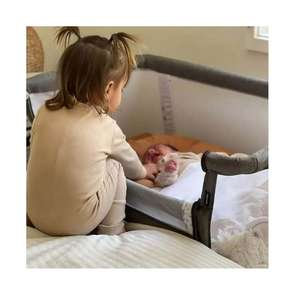 Good Babies, Roger Armstrong Baby Co-Sleeper Bassinet