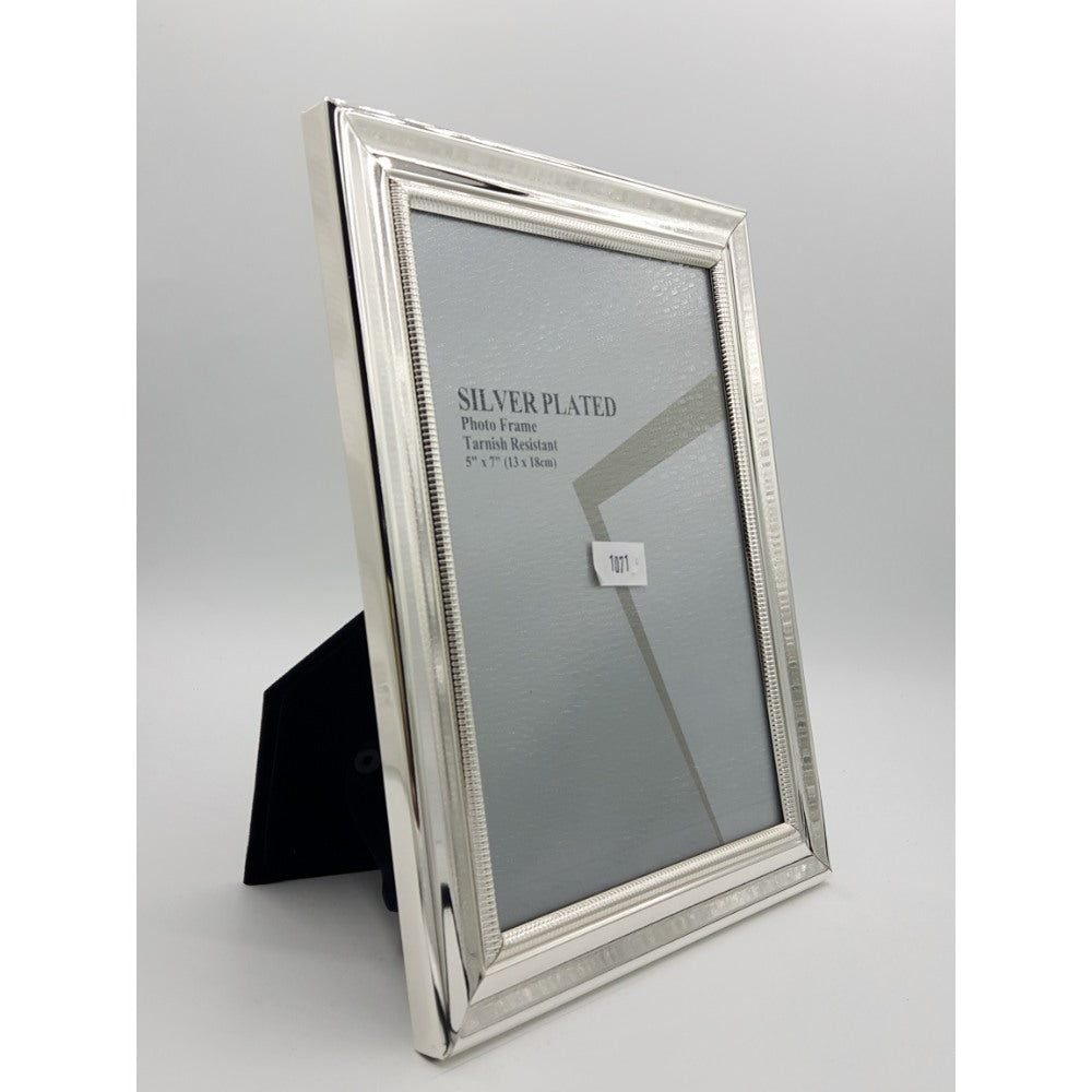 Silver Plated Photo Frame 13x18cm 1071