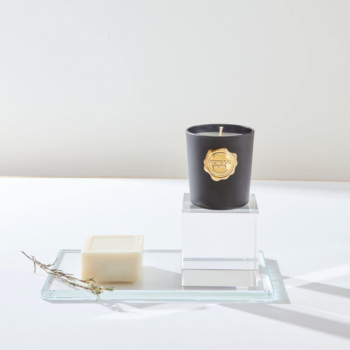 Karaca Home Classy Amber White Soap Scented Candle, 153.09.01.7742
