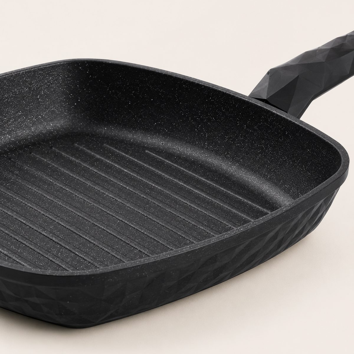 Karaca BioDiamond Antibacterial Handle Induction Base Grill Pan 28 cm, 153.03.08.0421