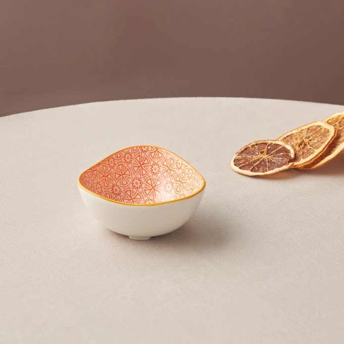 Karaca Floral Organe Triangle Snack Bowl 10cm, 153.03.08.2989