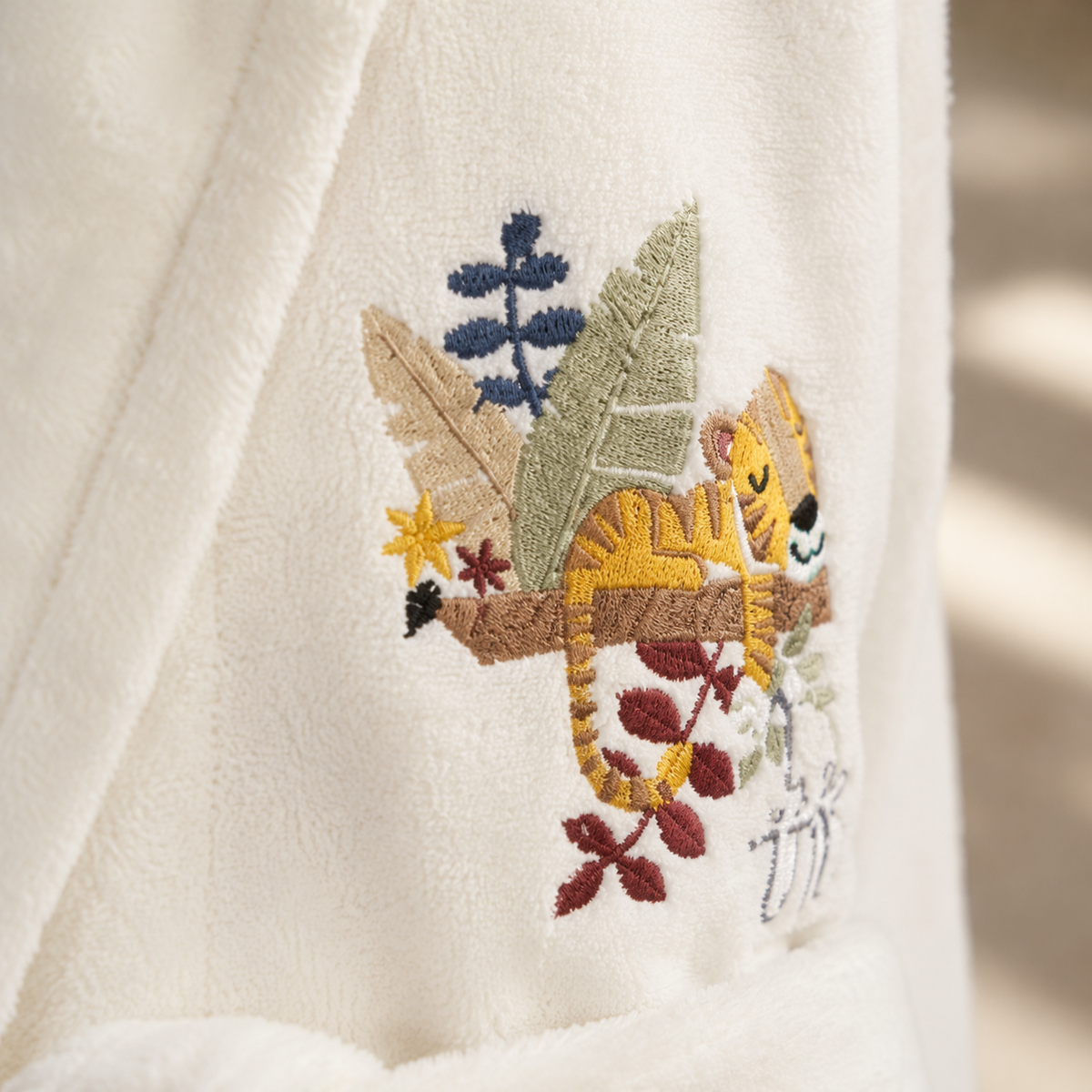 Karaca Home Bummer 6–8 Years 100% Cotton Child Bathrobe, 200.16.01.0098