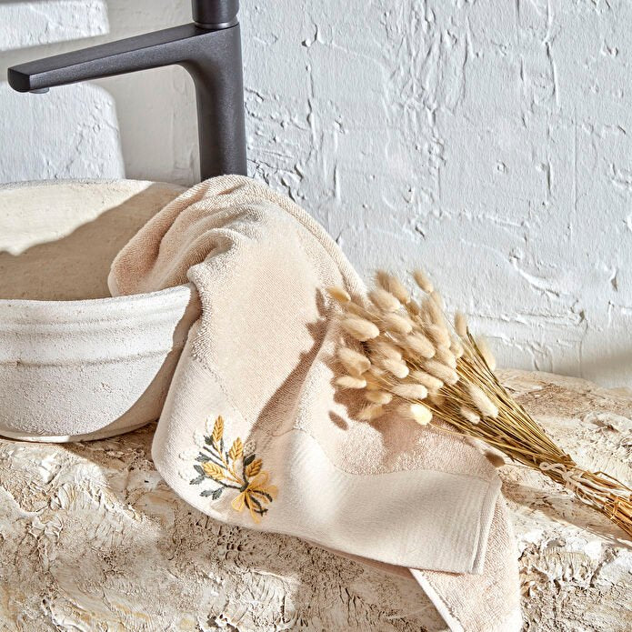 Karaca Home Comfort Touch Embroidered 100% Cotton Towel 50 x 90 cm - Beige, 200.22.11.0114