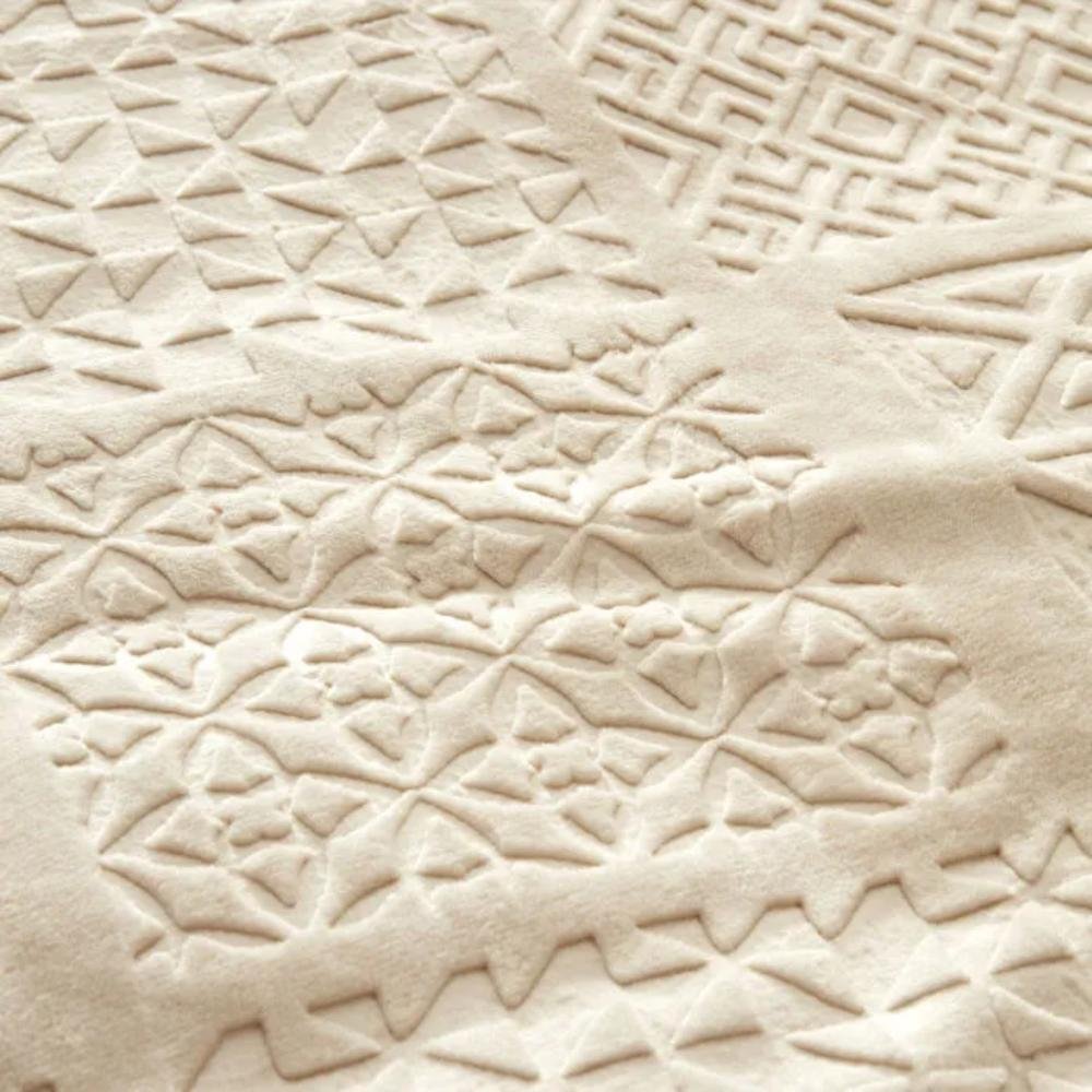 Karaca Home Blair Single Embossed Blanket 160 × 220 cm – Beige, 200.22.05.0166