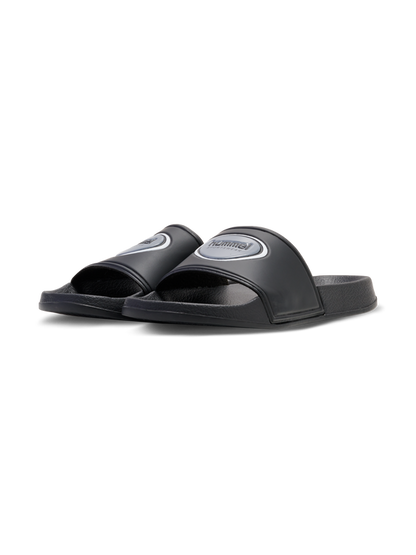 HUMMEL POOL SLIDE BADGE