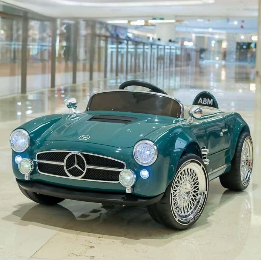Mercedes-Benz Vintage Kids Ride-On Car – 12V Battery, Dual Motors, Remote Control, LED Lights & Music (Ages 1–6)