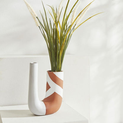 Karaca Home Simple Elegance Decorative Vase 20 cm, 300.22.02.0502