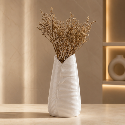Karaca Home Leaf Sculptural Vase 24 cm, 300.23.01.0315