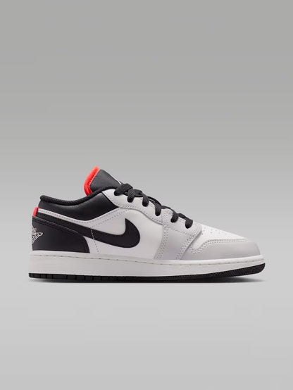 NIKE AIR JORDAN 1 LOW BG