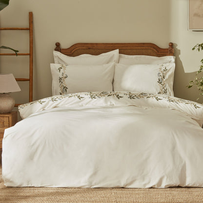 Karaca Home Nancy 100% Cotton Embroidered Double Duvet Cover Set - White & Green Floral Elegance, 200.22.01.0092