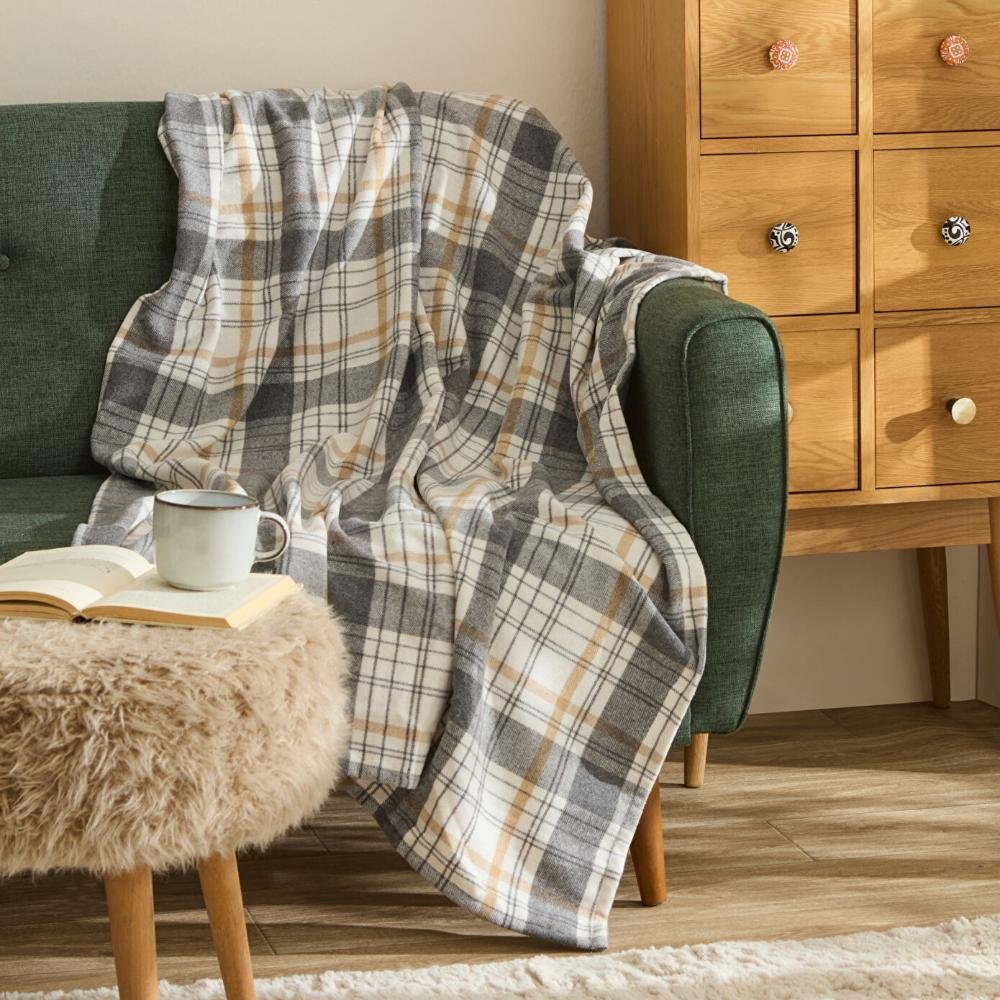 Karaca Home Flannel TV Throw Blanket - Soft Cozy Warm Feel, 8680214408469