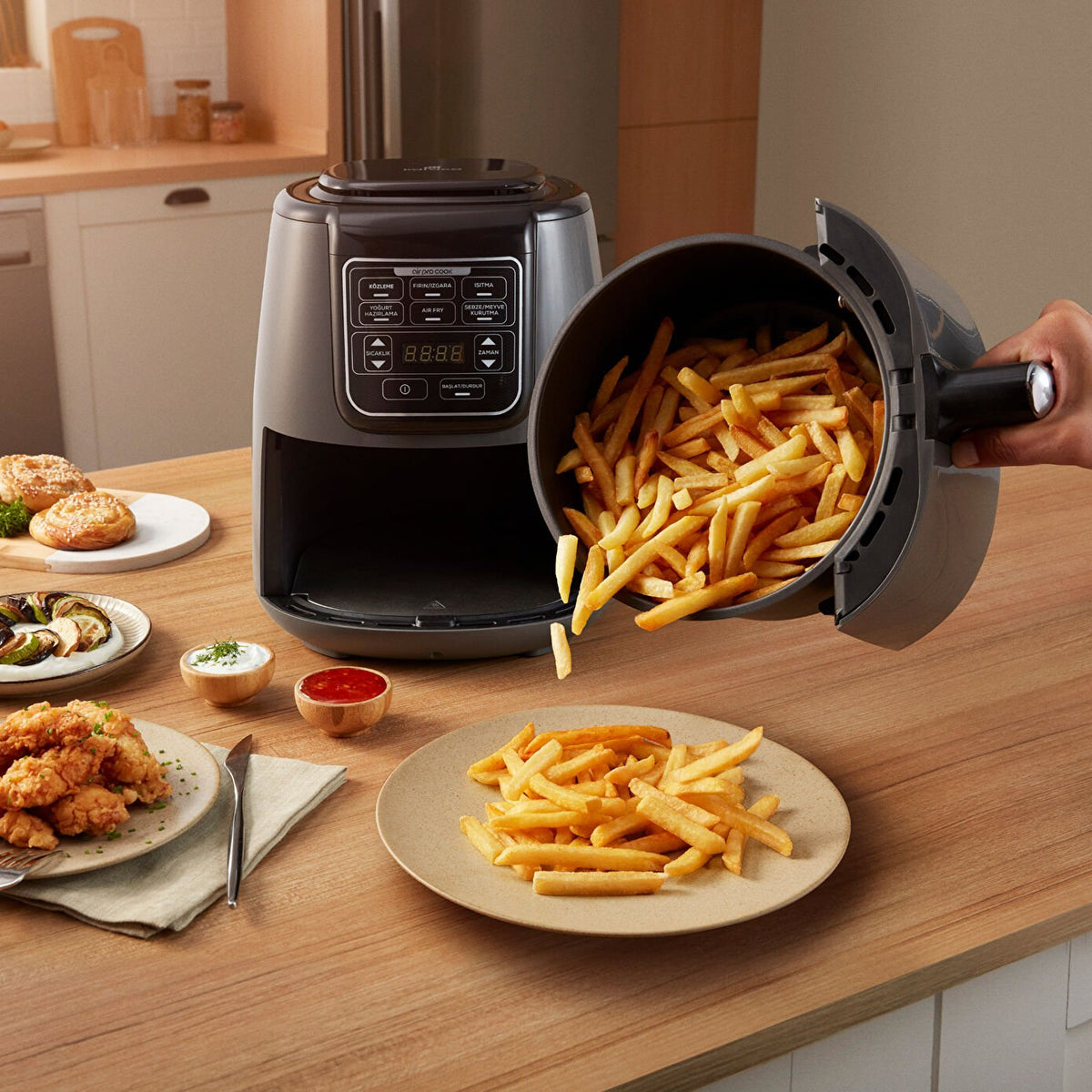 Karaca Air Pro Cook XL 4L Airfryer - Black and Gold, 6-in-1 Healthy Cooking, 153.03.08.4468