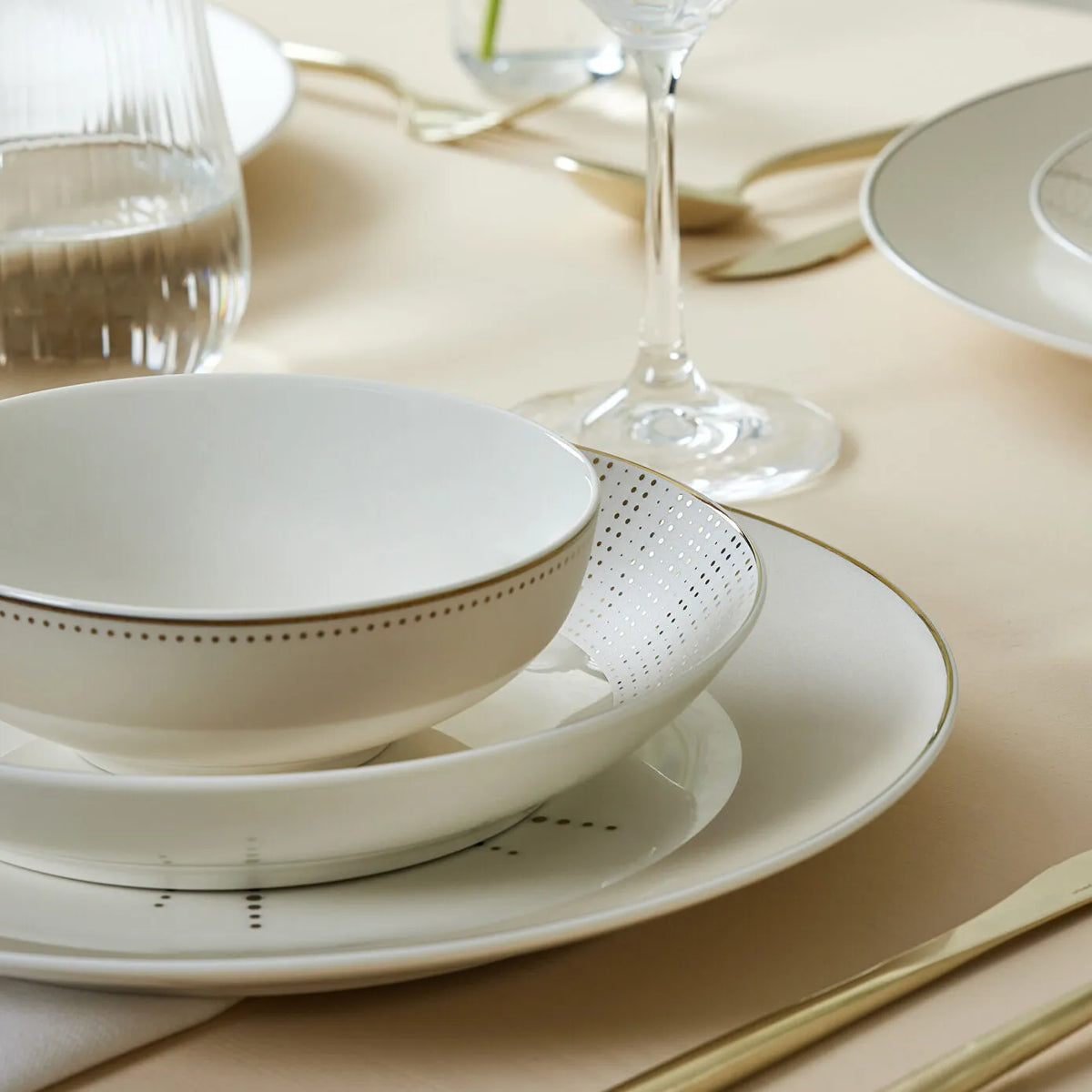 Karaca Antares Porcelain 24-Piece Dinner Set for 6 People, 153.09.01.0583