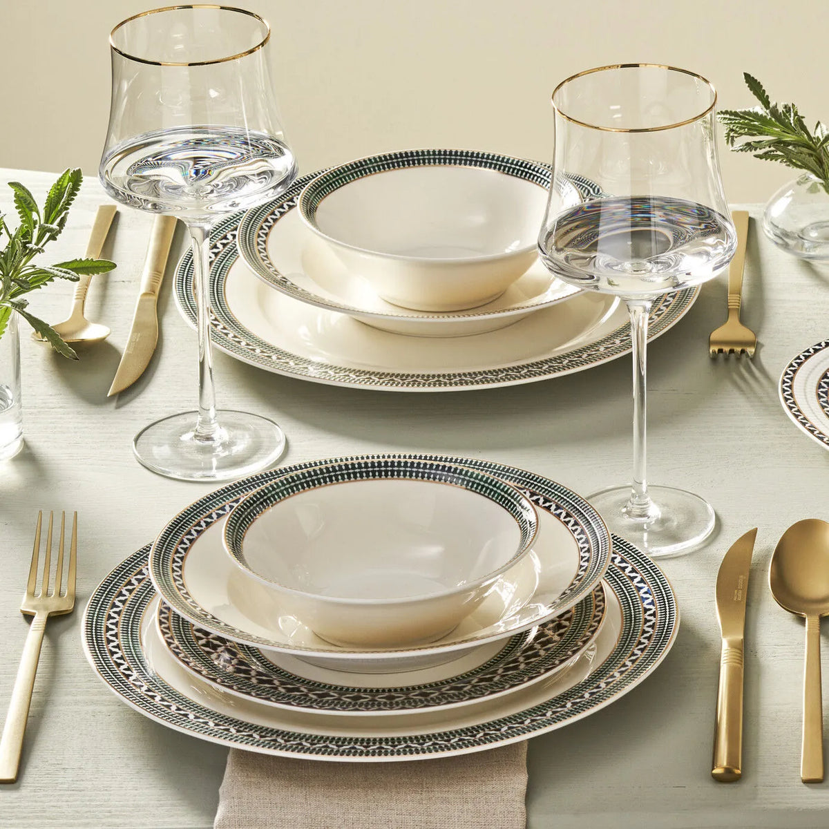 Karaca Elegance Bone Cordoba 53-Piece Dinner Set for 12 People, 153.09.01.6384