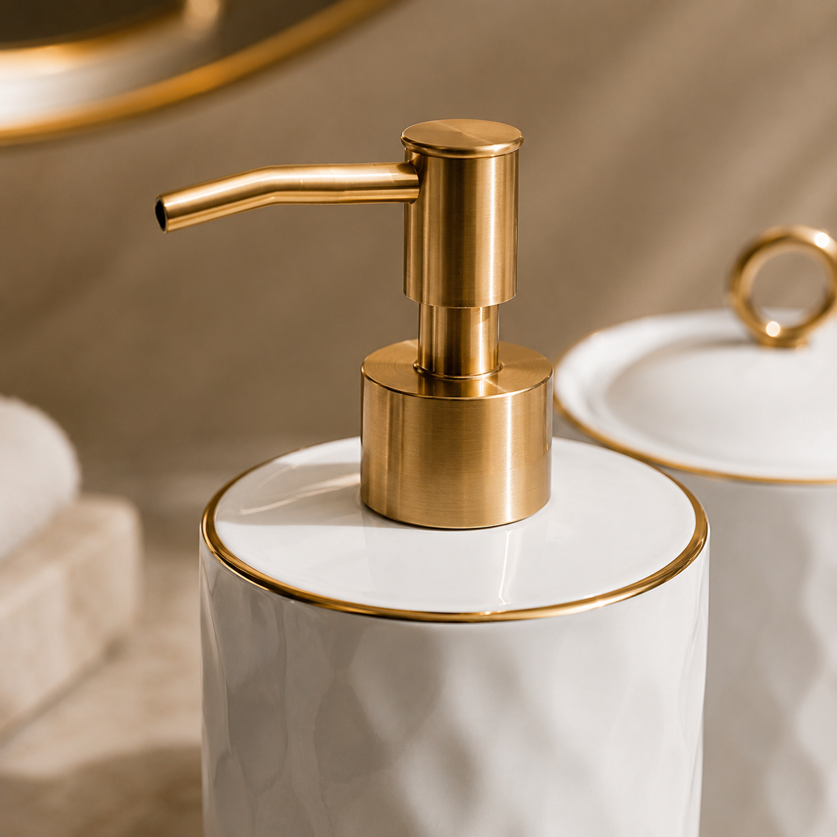 Karaca Lina 4-Piece Ceramic Bathroom Accessory Set, 8683650324454
