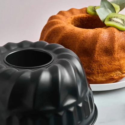Karaca Bake Pro Sliced Cake Pan - Black | Non-Stick Italian Design, 8683650329503