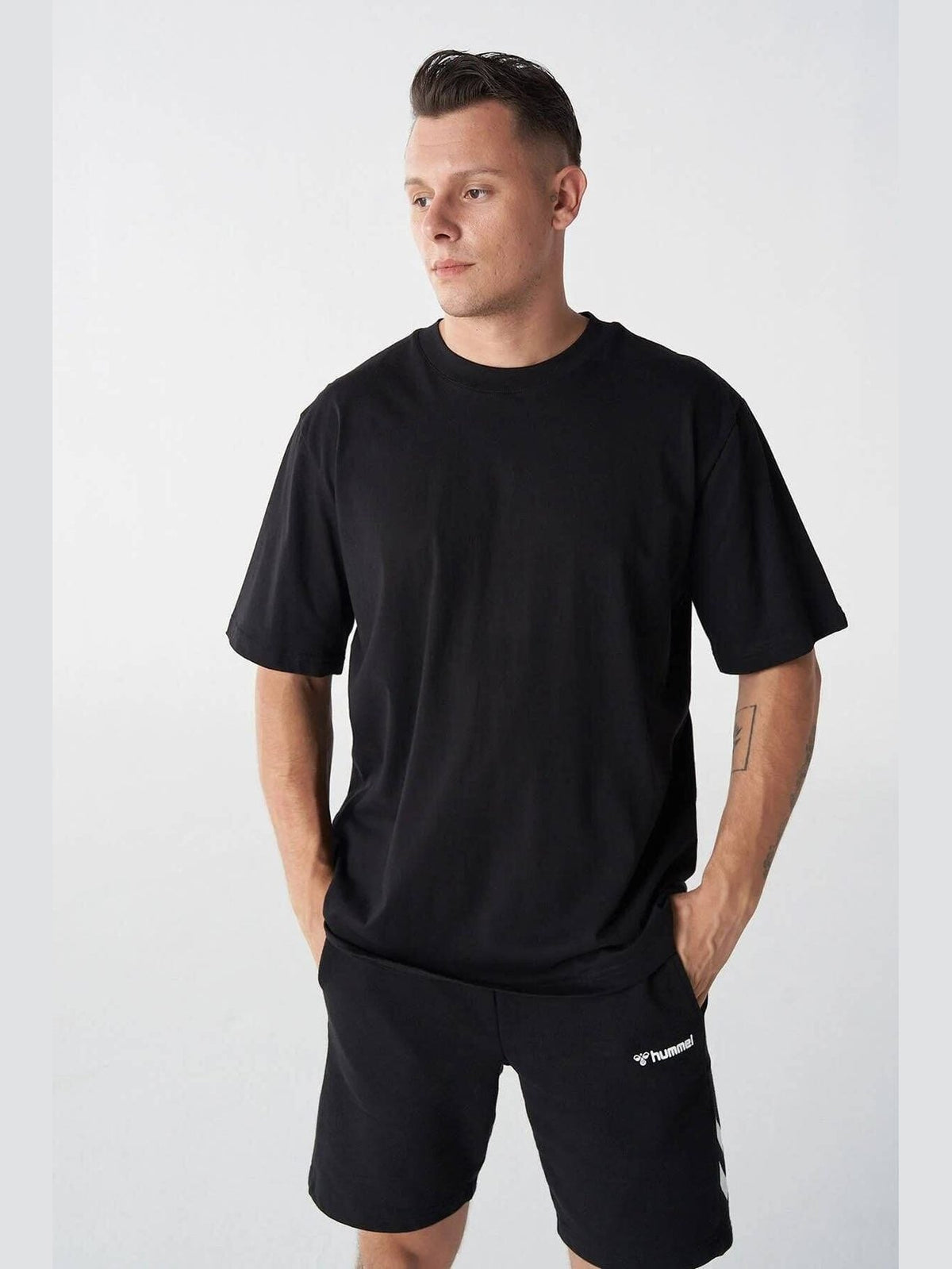 HUMMEL HMLPOLYGONAL T-SHIRT S/S