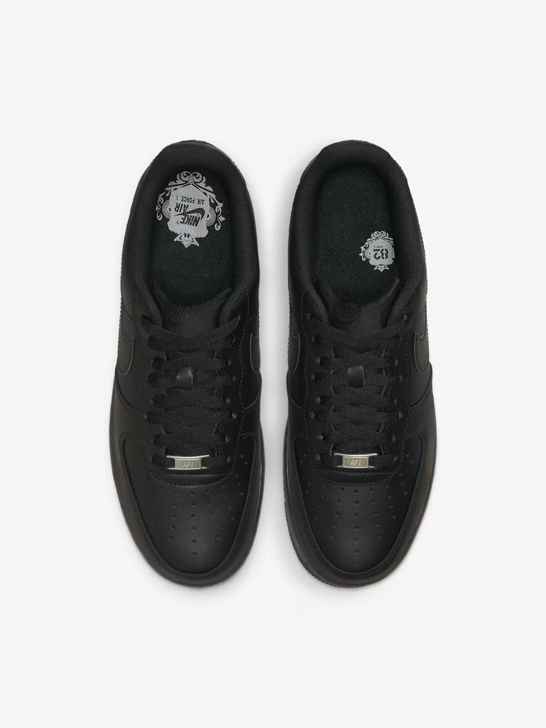 NIKE AIR FORCE 1 07 LE