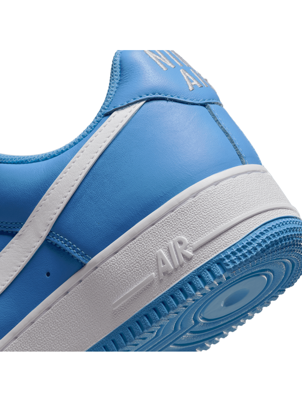 NIKE AIR FORCE 1 LOW RETRO