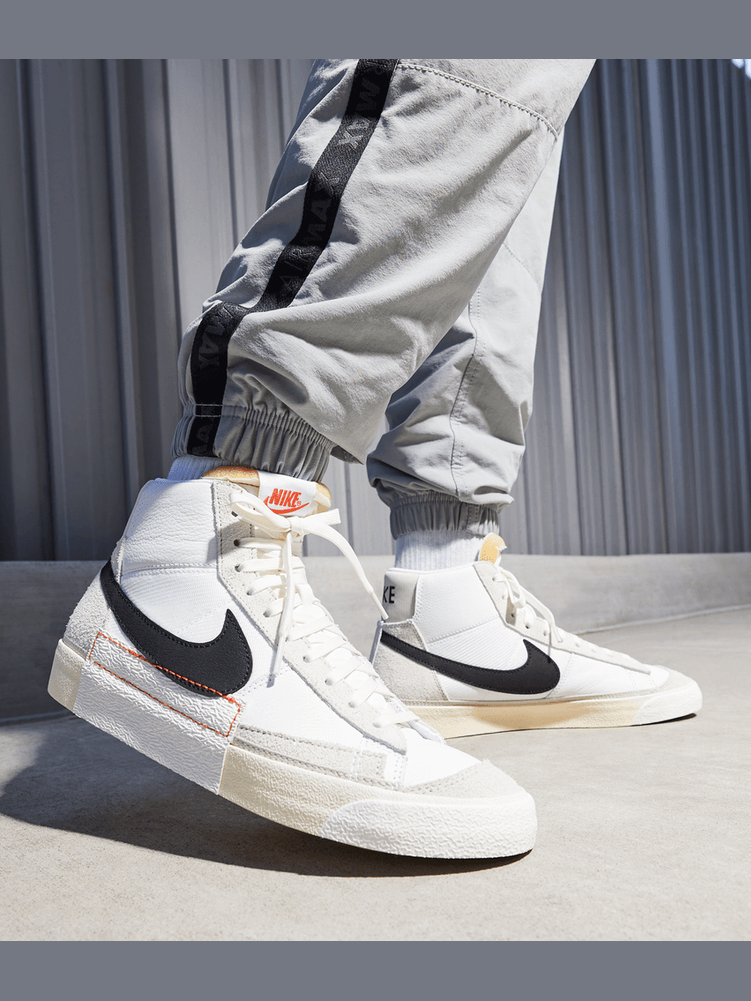 NIKE BLAZER MID PRO CLUB