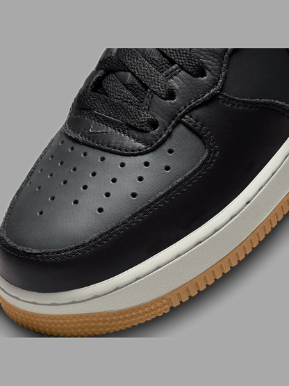 NIKE AIR FORCE 1 MID '07 LX