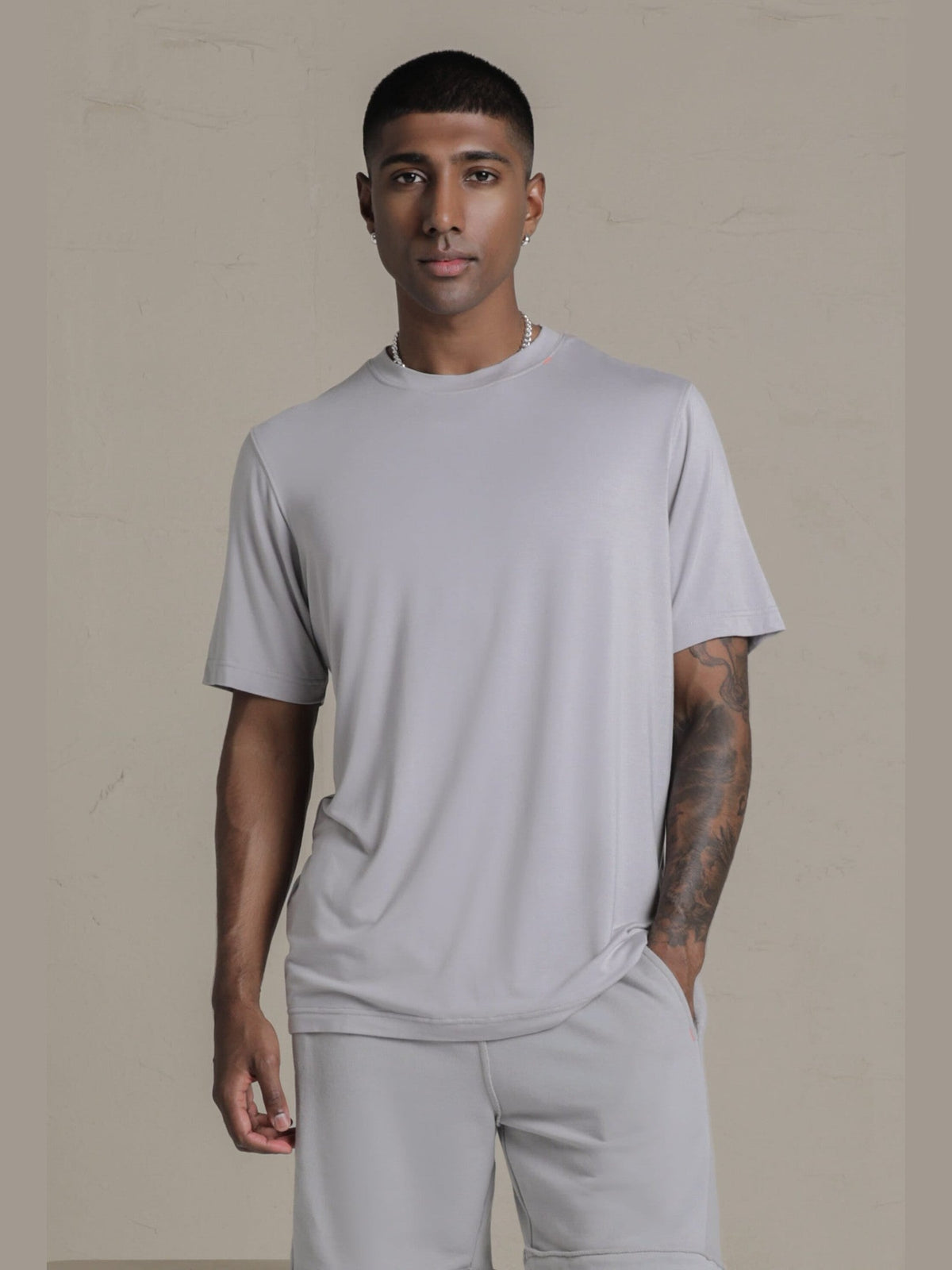 TRIBE OF 6 DELHI GRAPHIC TEE