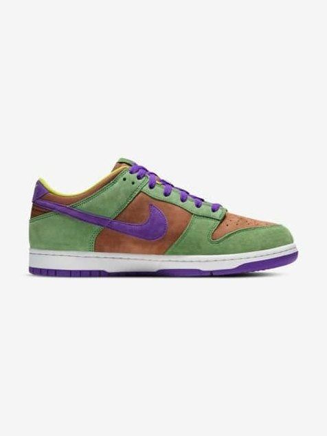 NIKE DUNK LOW SP