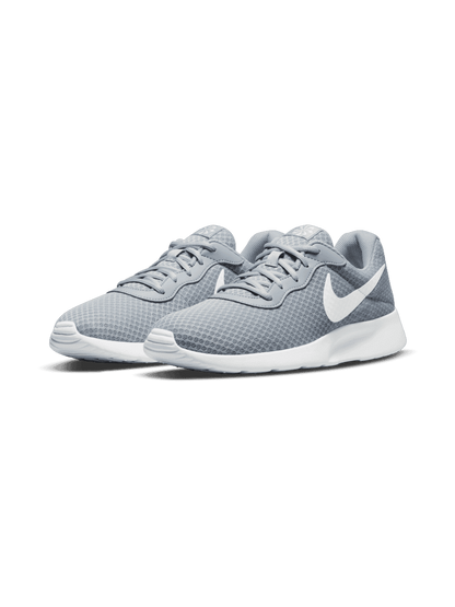 NIKE TANJUN