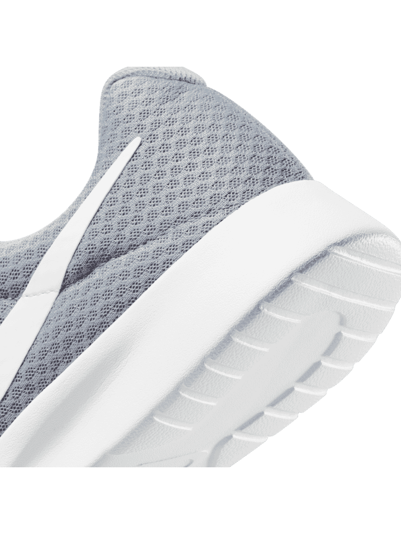NIKE TANJUN