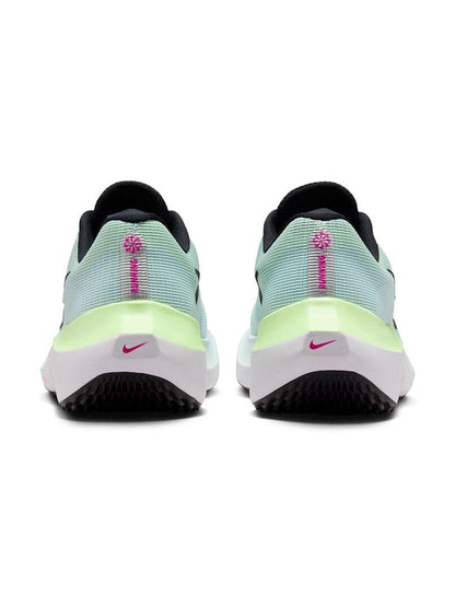 NIKE WMNS ZOOM FLY 5