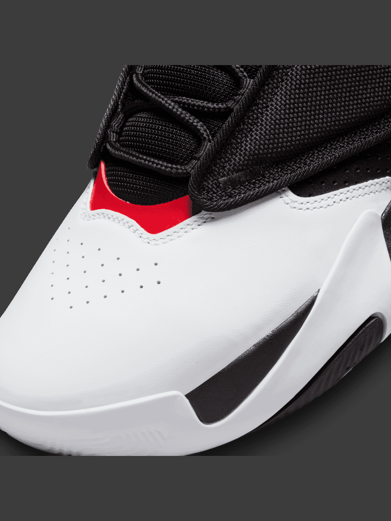 JORDAN MAX AURA 4