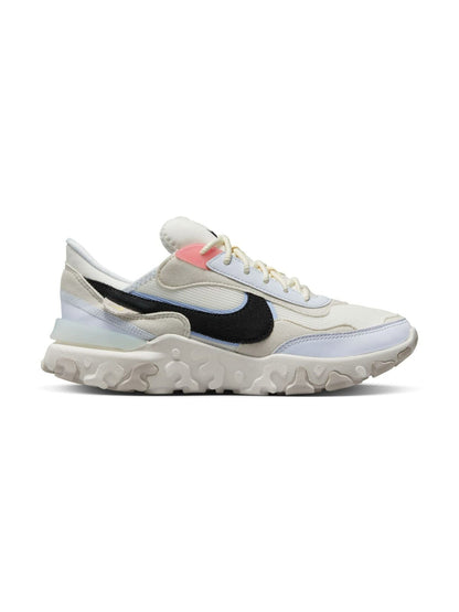 W NIKE REACT R3VISION