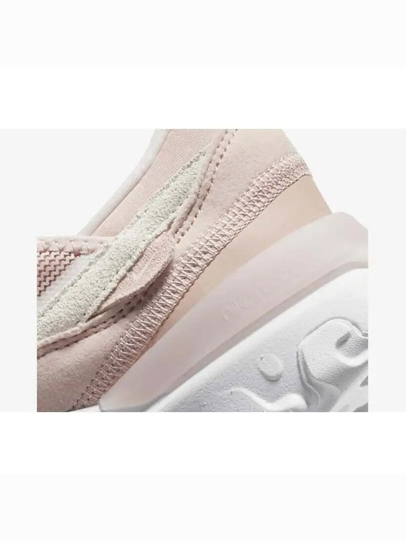 W NIKE REACT R3VISION
