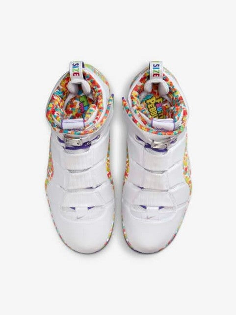 NIKE ZOOM LEBRON IV