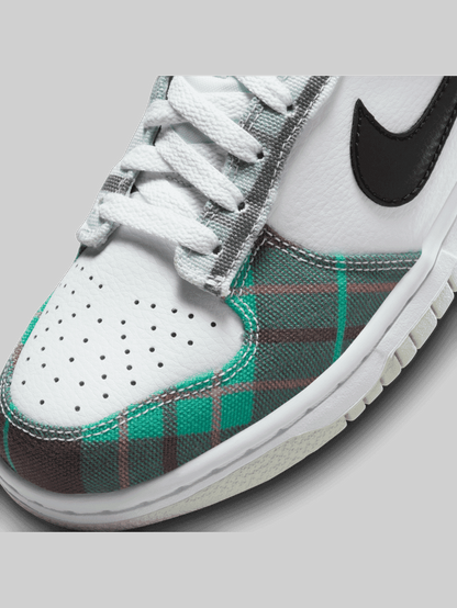 NIKE DUNK LOW SE 1 (GS)