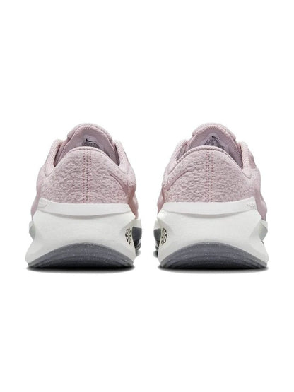 W NIKE VERSAIR