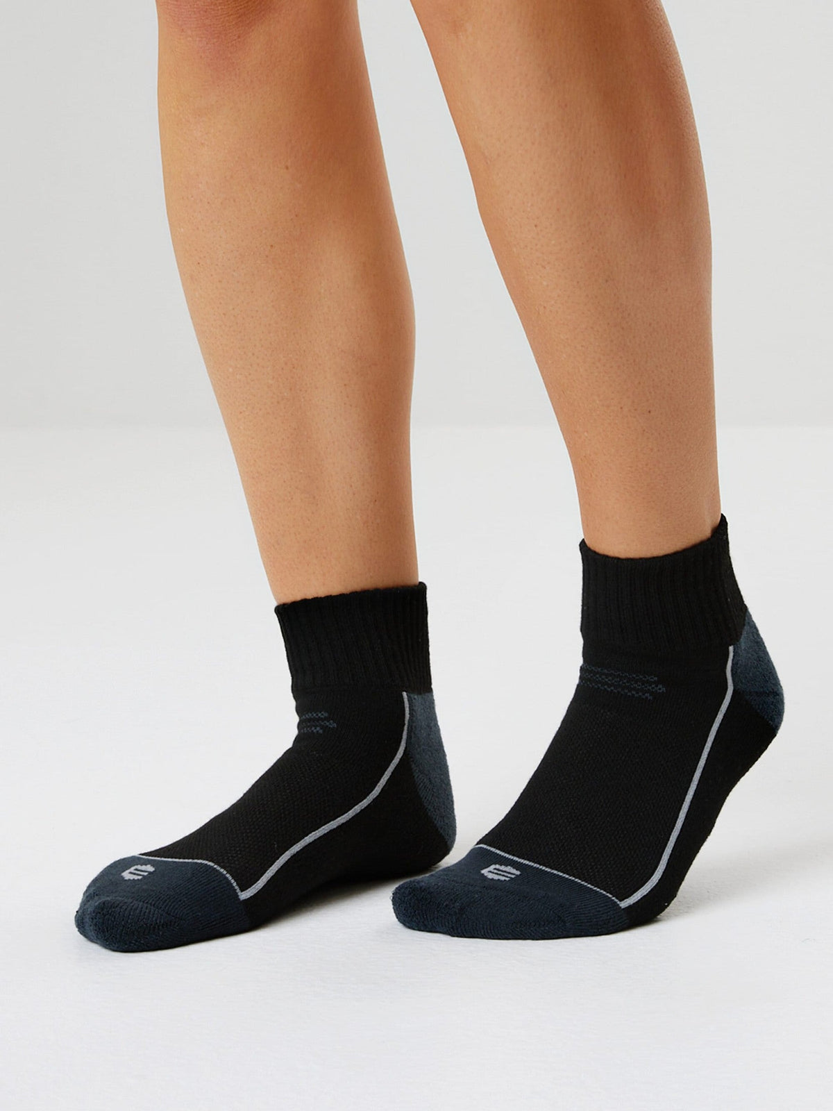 ENDURANCE AVERY QUARTER SOCKS 3-PACK