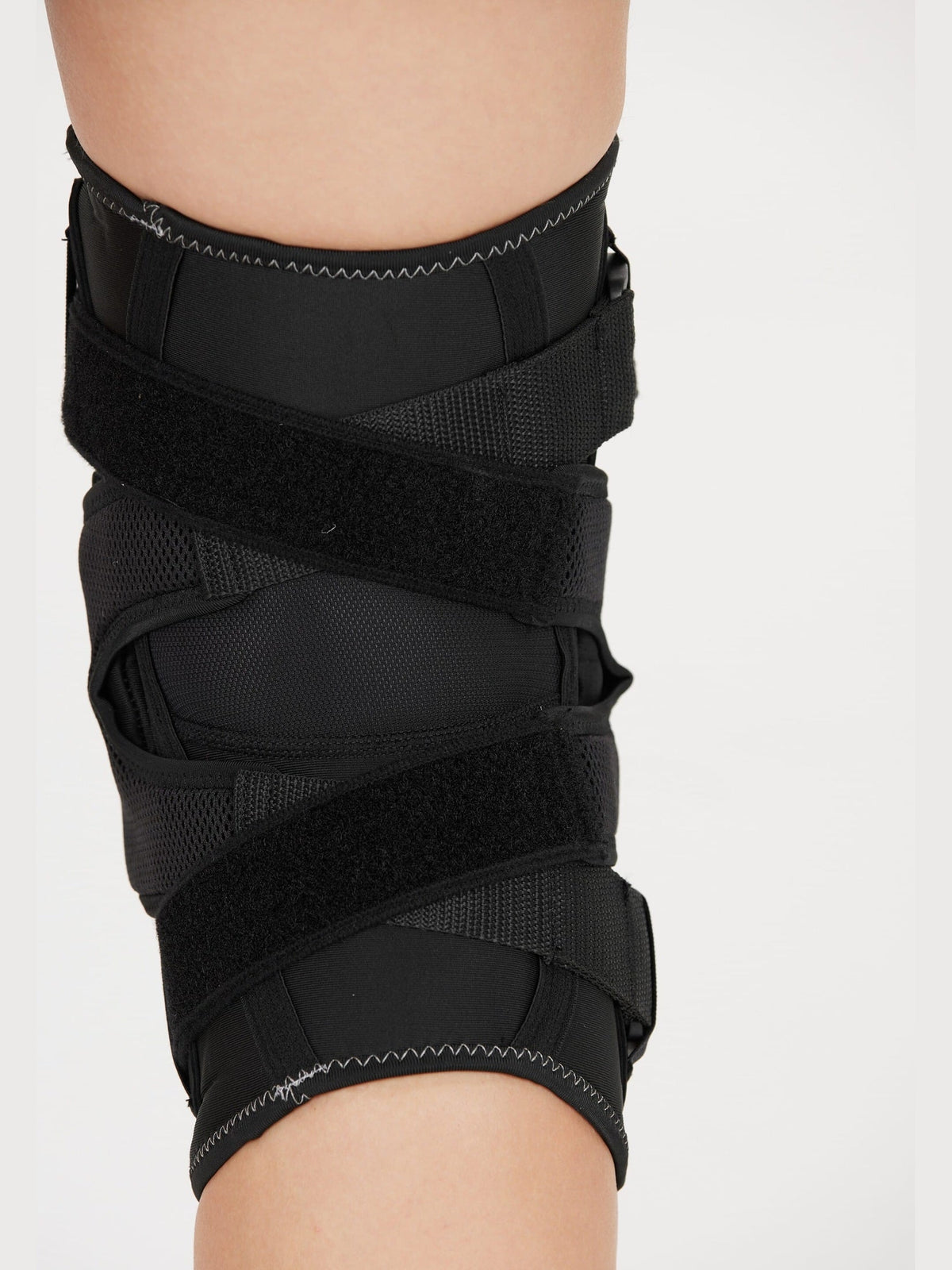 ENDURANCE PROTECH OPEN KNEE SUPPORT W/ JOINTS