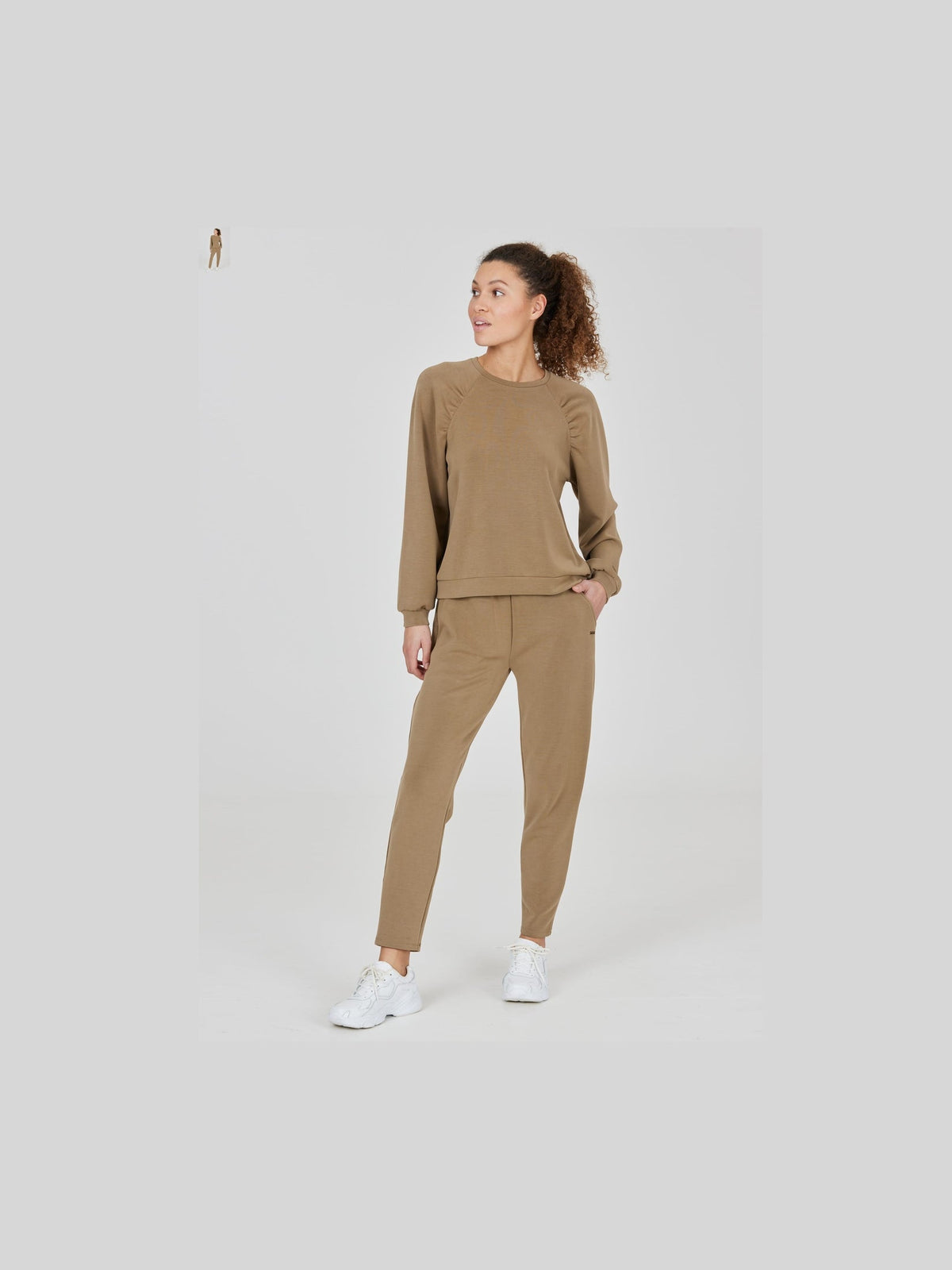 ATHLECIA JILLNANA W BALLOON SLEEVE SWEAT