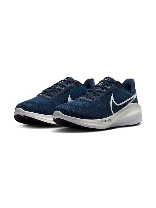 NIKE VOMERO 17