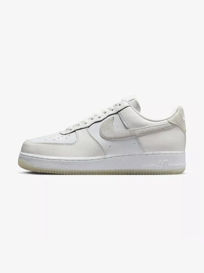 NIKE AIR FORCE 1 '07 LV8